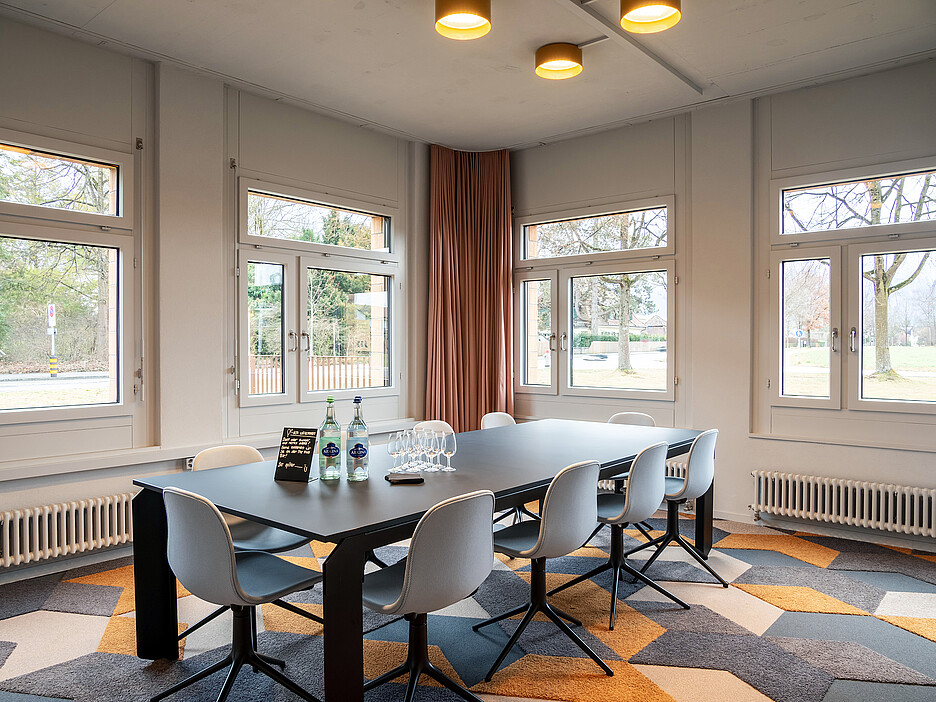 Seminare in der Hotelfachschule Thun: Auch das ist möglich – mit Tagespauschalen und auf Wunsch kombiniert mit Übernachtungen im The Lab Hotel.