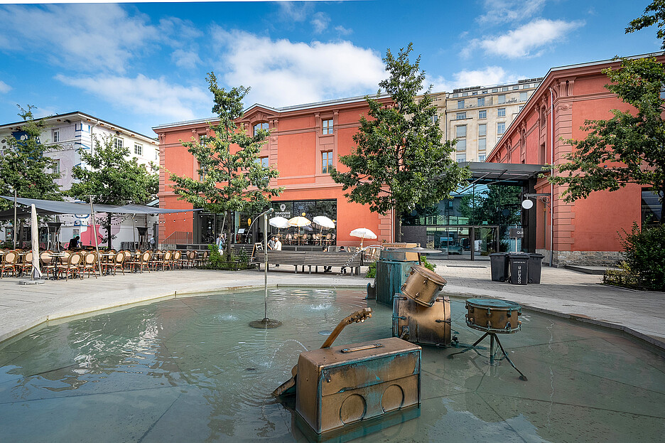 Die Brasserie Belleville im trendigen Flon-Viertel von Lausanne bietet Gerichte aus frischen Zutaten und eine grosse Auswahl an Getränken, die auch bei hoher Auslastung schnell serviert werden.