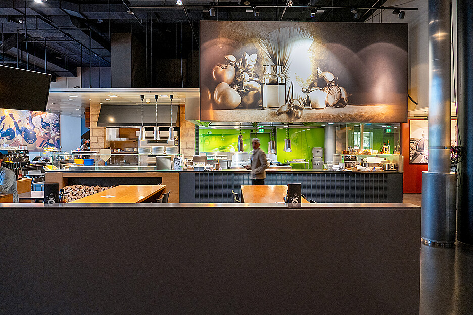 Die YB Gastro AG basiert auf drei Säulen – das À-la-Carte-Restaurant Eleven mit Bar und Lounge ist eine davon.