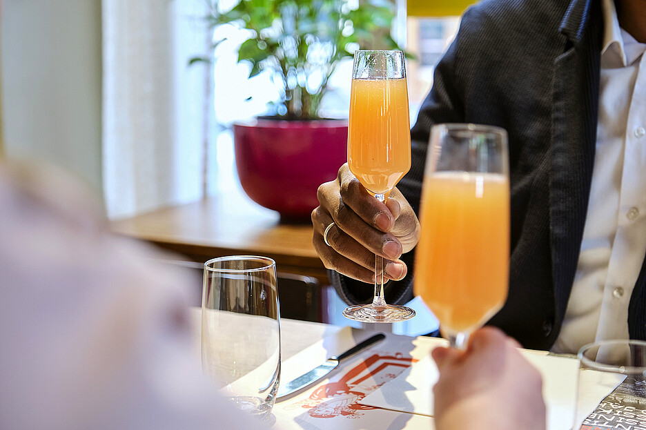 Im hauseigenen Restaurant Bellini Locanda Ticinese wird der gleichnamige Drink gerne zum Apéro serviert.