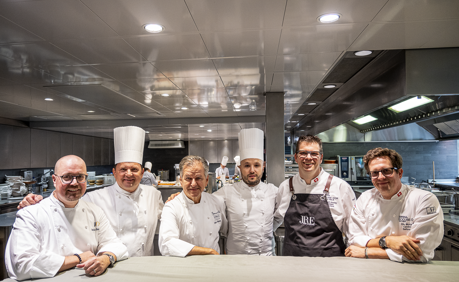 Die sechs Chefs des Bocuse d‘Or (v.l.): Stéphane Décotterd, Franck Giovannini, Dario Ranza, Filipe Fonseca Pinheiro, Christoph Hunziker und Ale Mordasini.