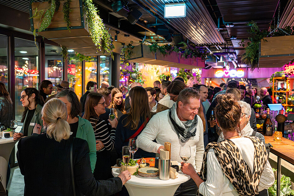 Die Familie Wiesner Gastronomie AG vereinte im Berner Postparc zwei Konzepte unter einem Dach.