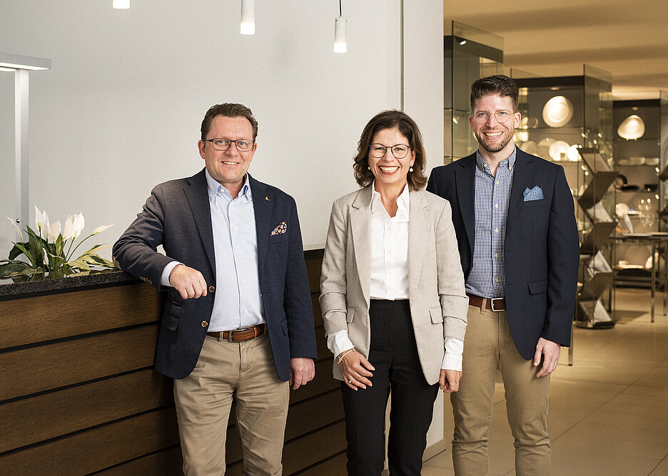 CEO Magdalena Ritz, flankiert von Michael Ritz (rechts) und Mario Hunkeler.
