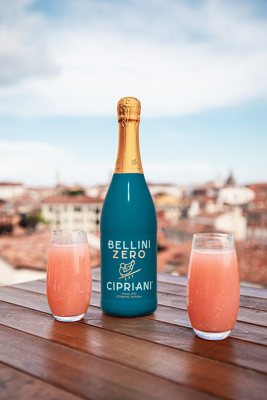 Bellini Zero – der neuste Coup aus dem Hause Cipriani – innovativ, ohne Alkohol und doch voller Respekt für den Original Bellini und damit für die Tradition aus Harry’s Bar.