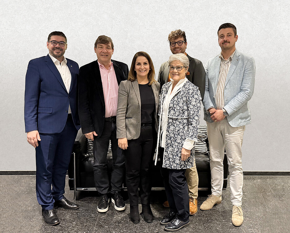 Gruppenfoto der GL (v.l.): Laurent Schenk, Roland Berger, Güler Bozkiraç, Benzli Opprecht, Adriano Michel Votta und Christian Burkhard.