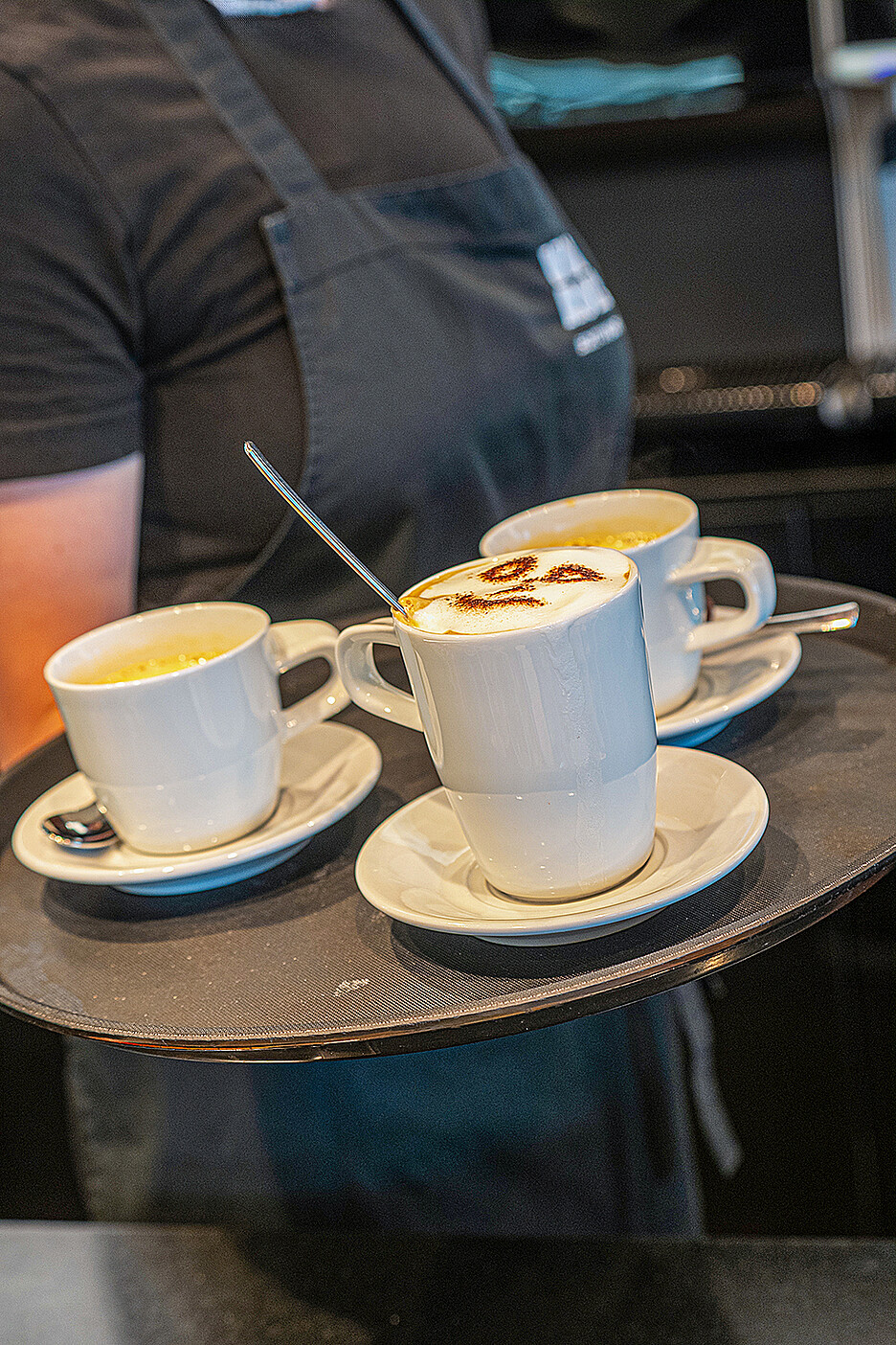 Kaffeespezialitäten in grosser Vielfalt – bei den Cafina XT8 reicht dazu ein Knopfdruck. 