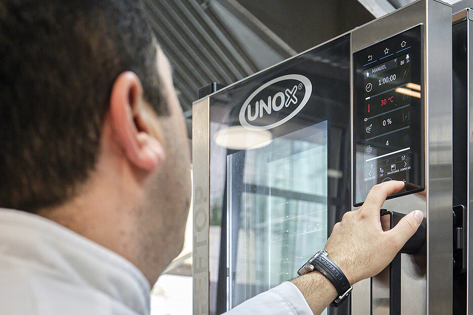 Im Gross-Wabern stehen zwei Unox-Geräte mit je fünf Einschüben. So kann das Küchenteam stets mit zwei Betriebsarten arbeiten.