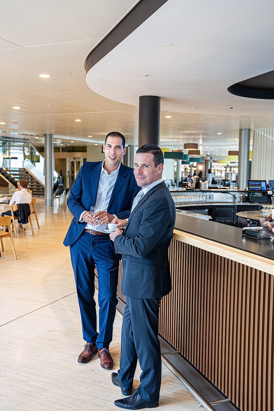 Er schätzt die Effizienz der Kaffeevollautomaten von Franke Coffee Systems und den Support von Jérôme  Benasser: Laurent Klein, Verantwortlicher für die Bars an der EHL.