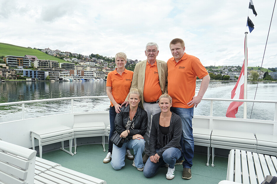 Die Gastgeberfamilie: Regula, Bruno und Sergio Lämmler (hinten) sowie Patrizia Lämmler (l.) und Graziella Küttel.